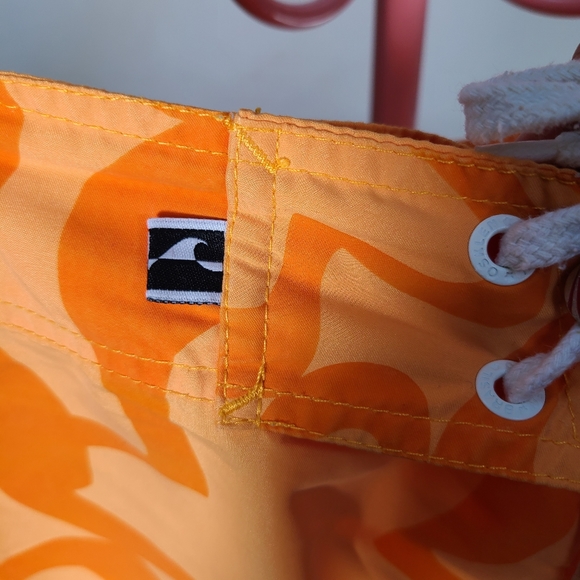 Osklen Aqualight Surfing Board Shorts - Picture 5 of 10